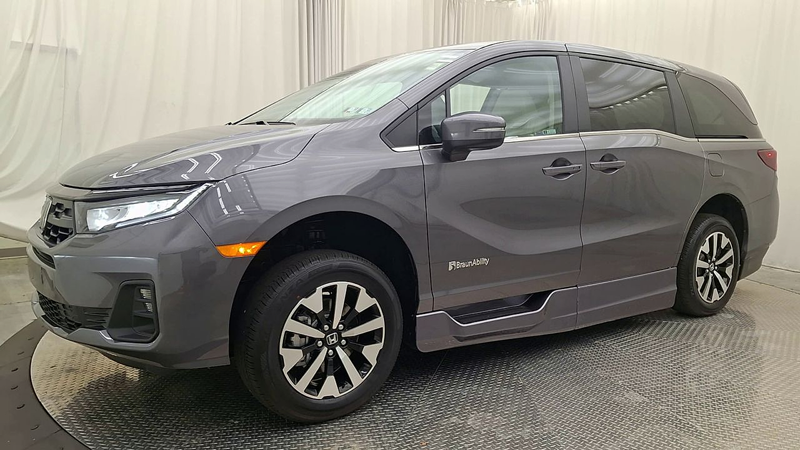 Used 2026 Honda Odyssey Van