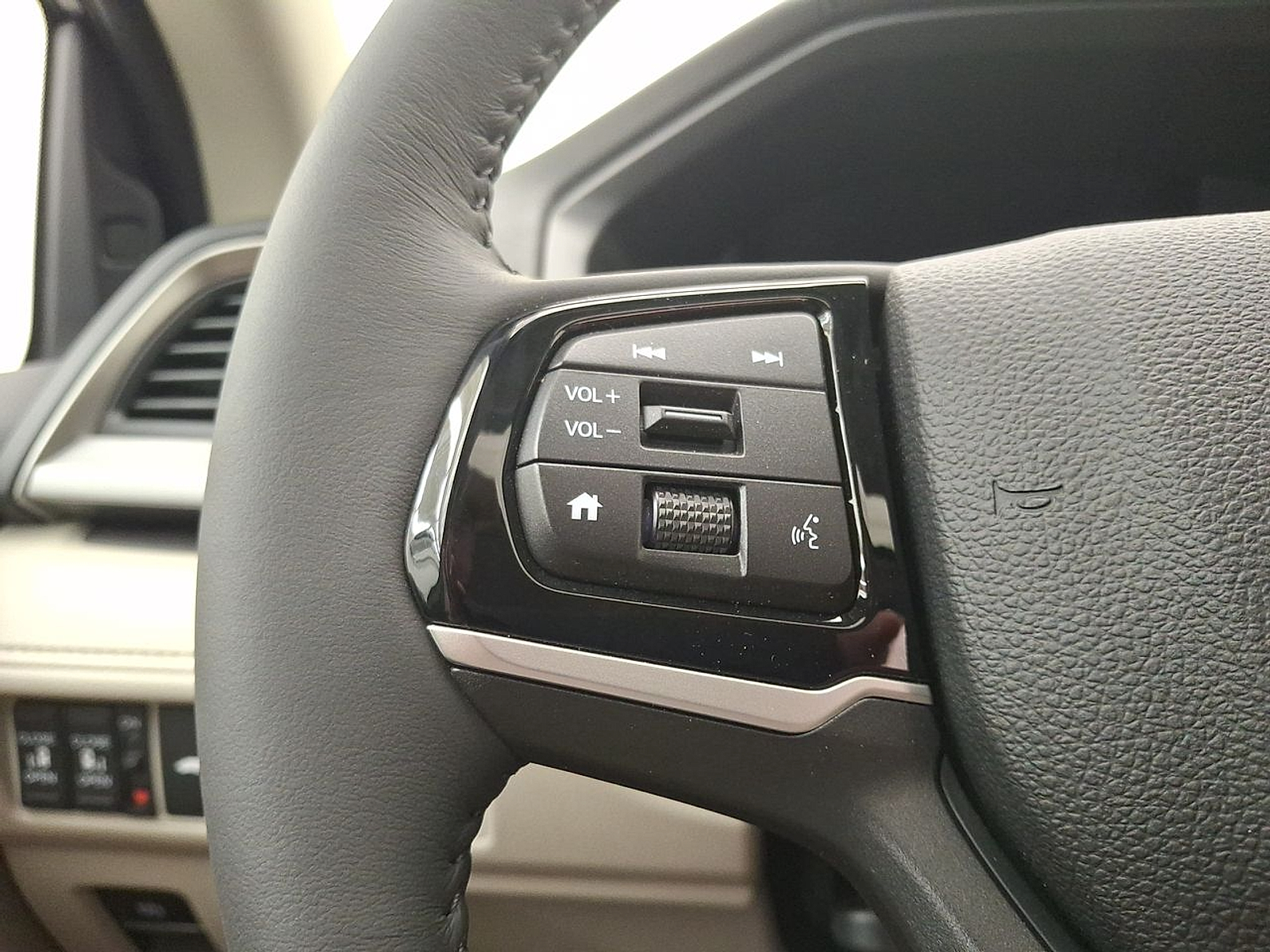 Used 2026 Honda Odyssey Van