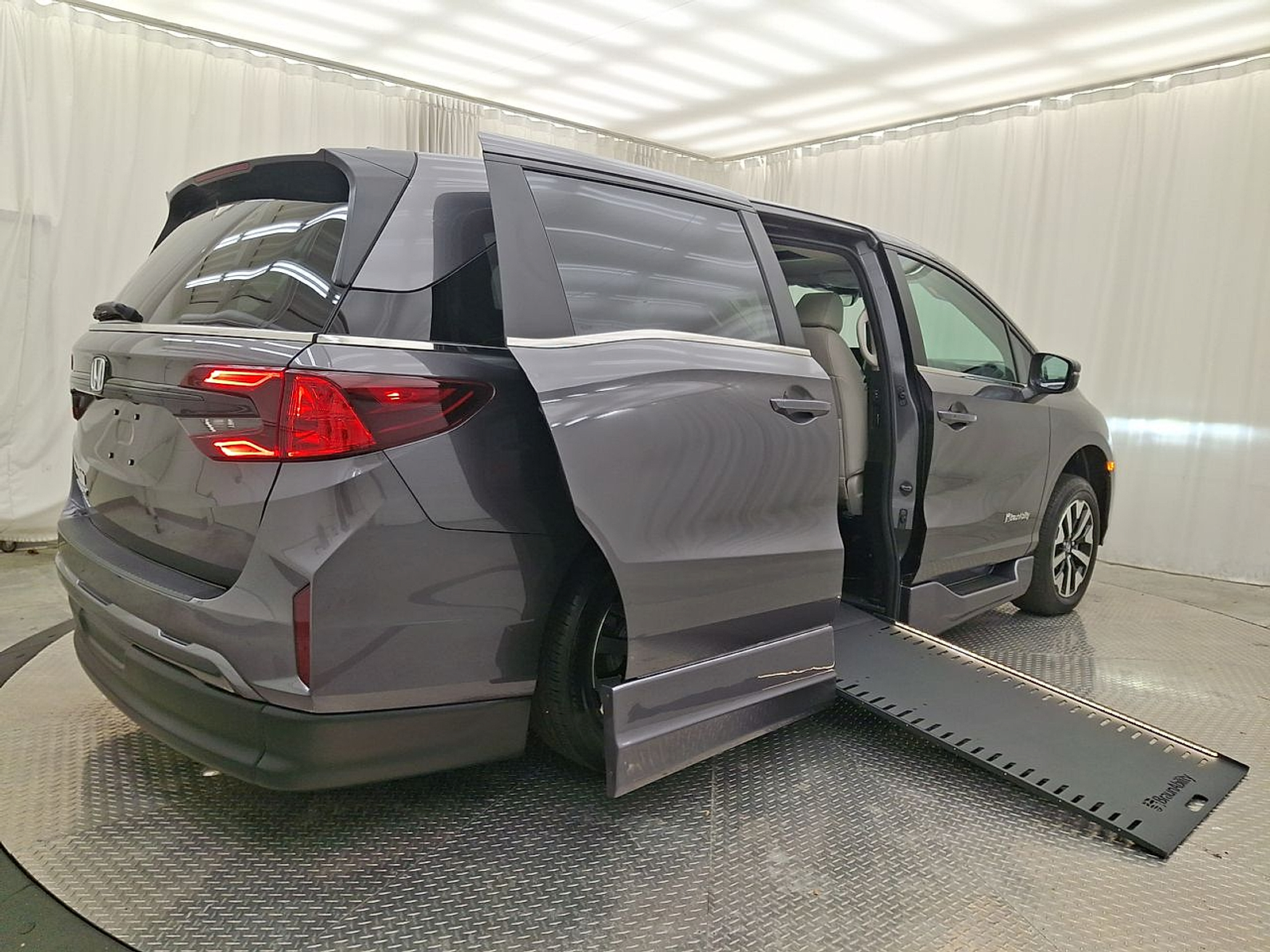 Used 2026 Honda Odyssey Van