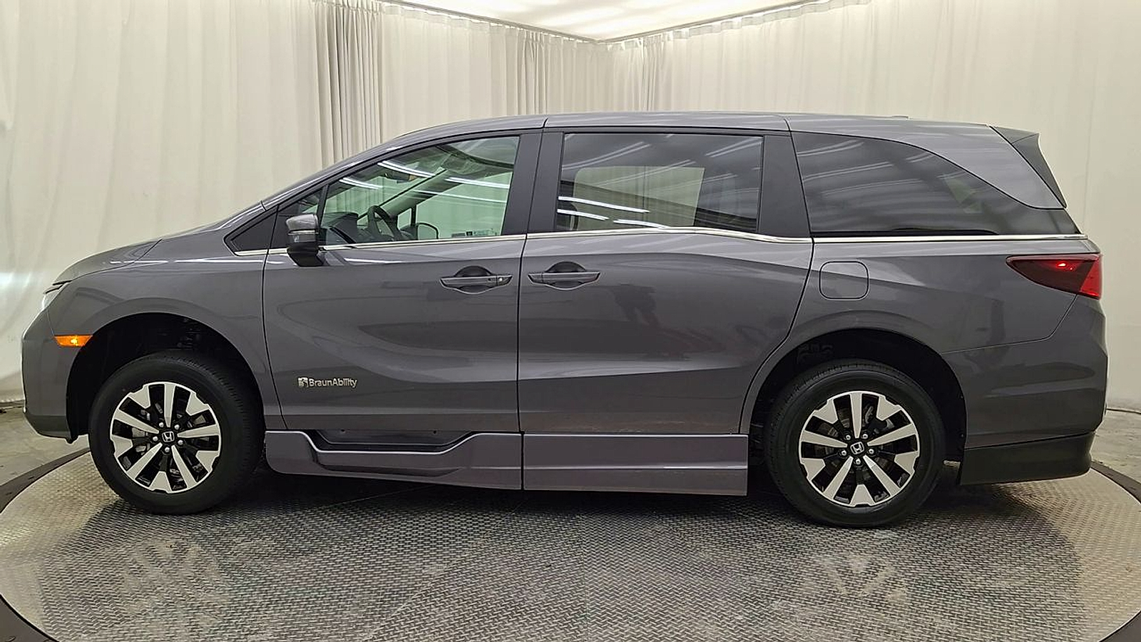 Used 2026 Honda Odyssey Van