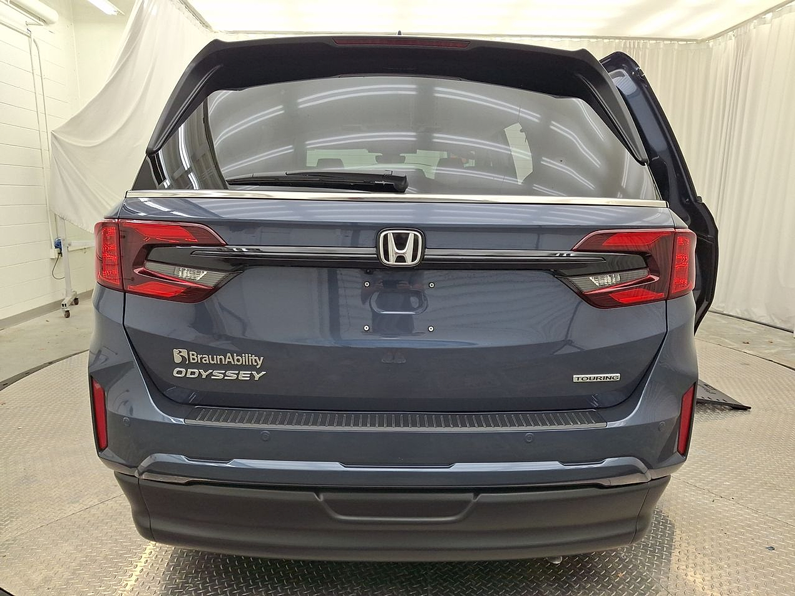 Used 2026 Honda Odyssey Sedan