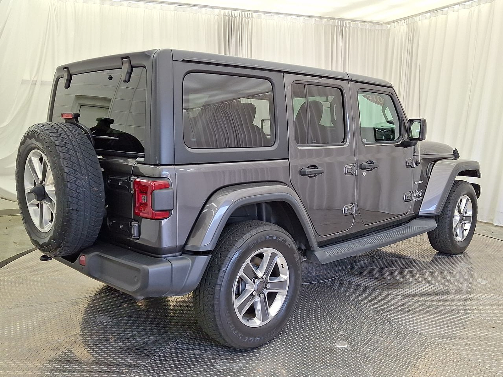 Used 2018 Jeep Wrangler Unlimited Truck