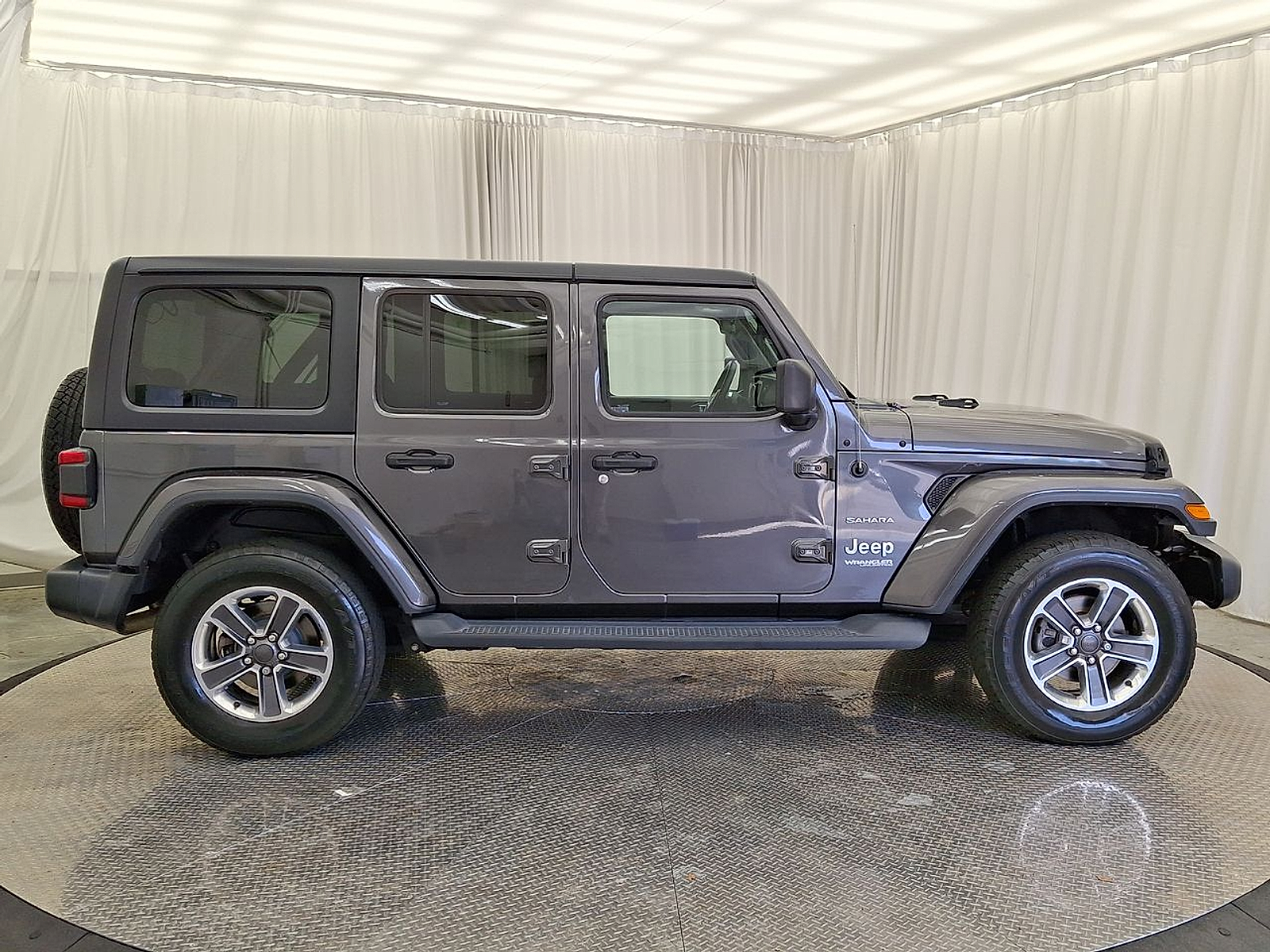 Used 2018 Jeep Wrangler Unlimited Truck