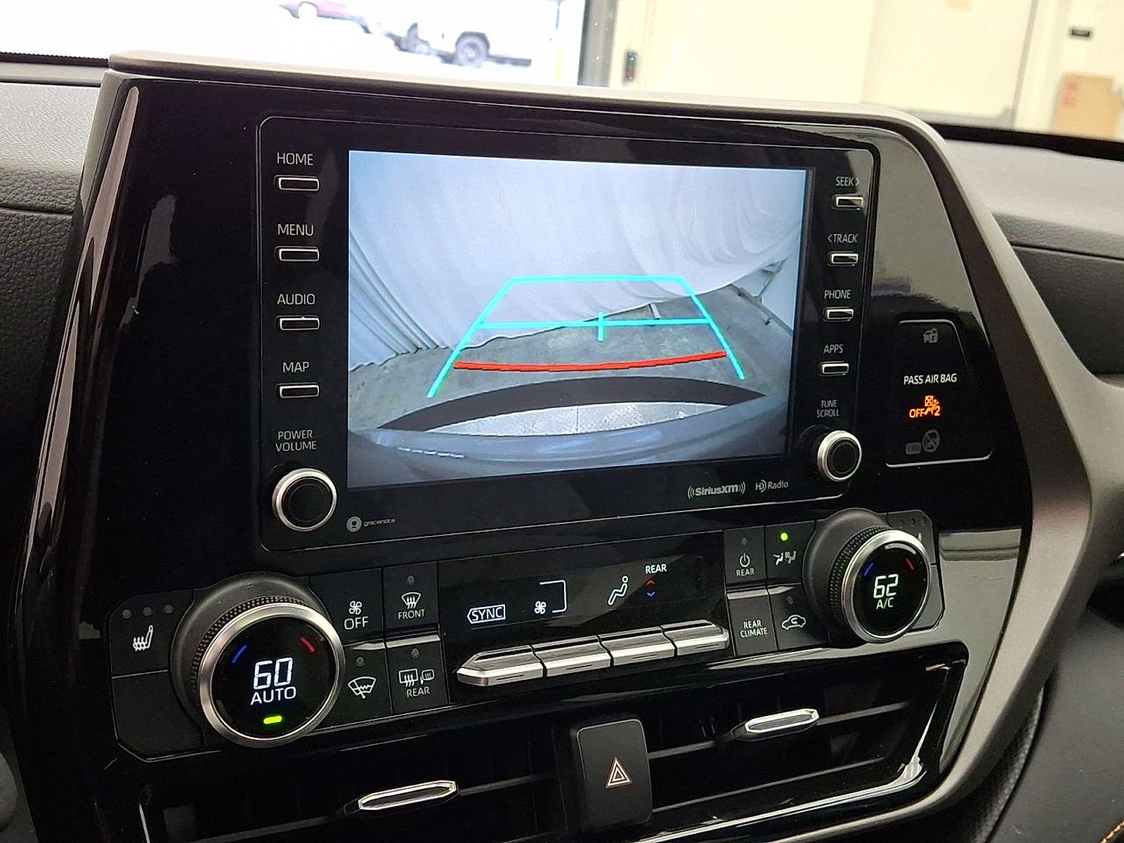 Used 2022 Toyota Highlander Truck