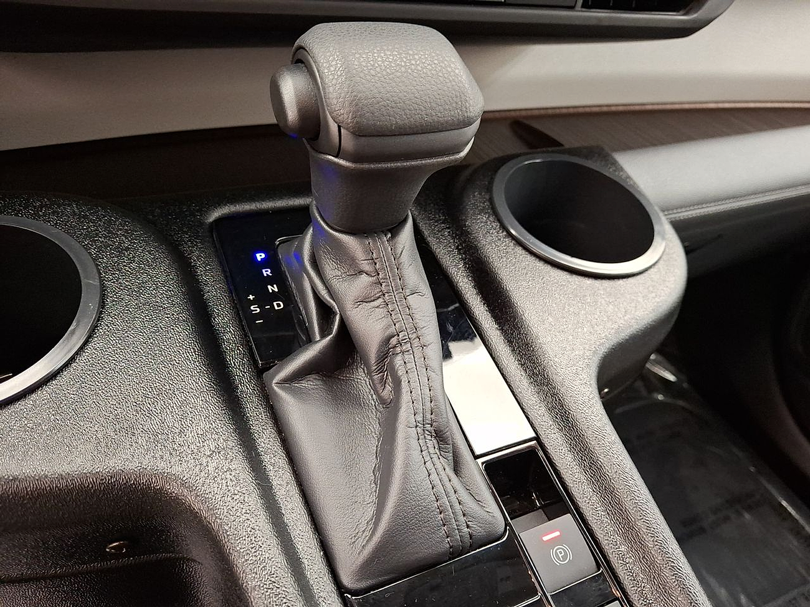 Used 2023 Toyota Sienna Sedan