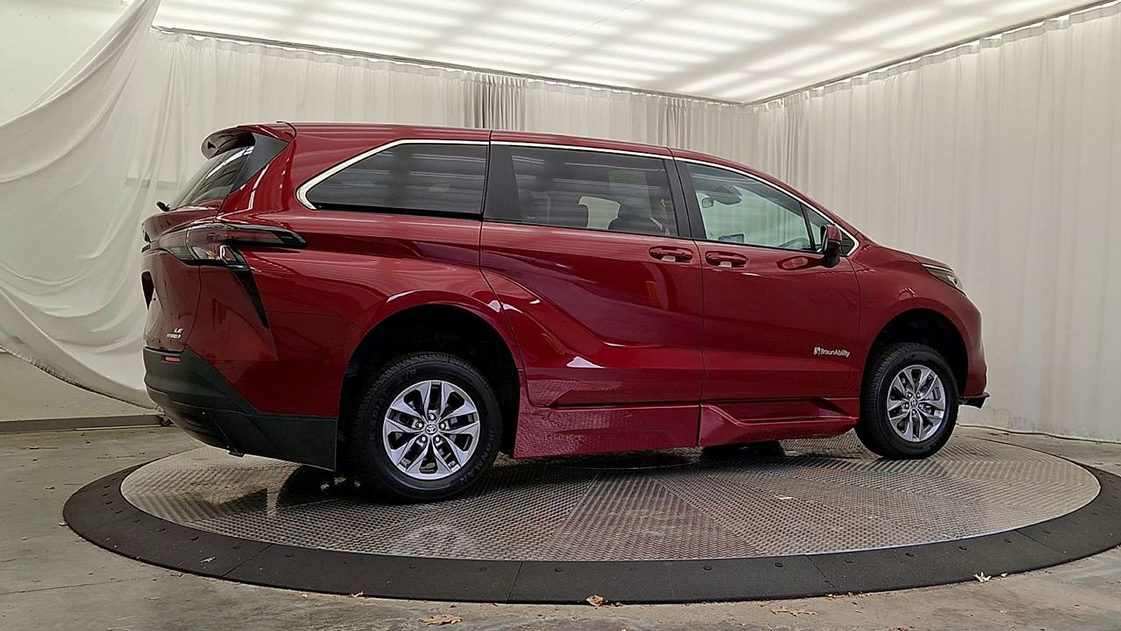 Used 2023 Toyota Sienna Sedan