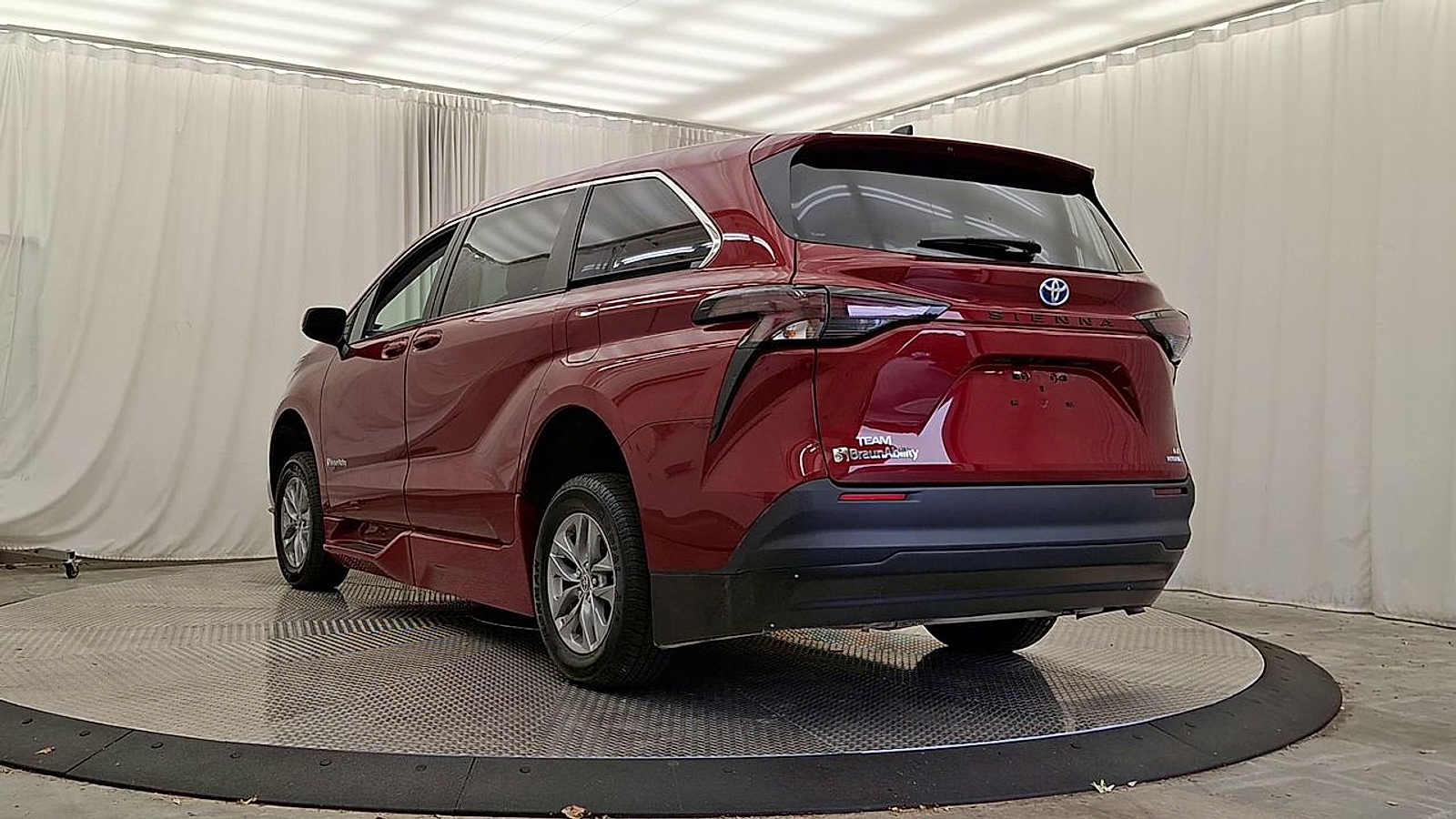 Used 2023 Toyota Sienna Sedan