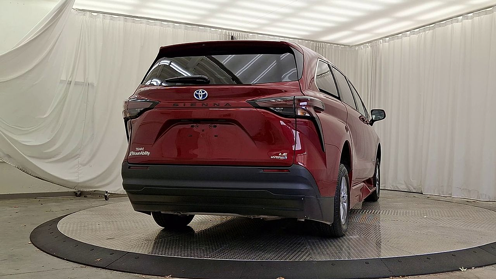 Used 2023 Toyota Sienna Sedan