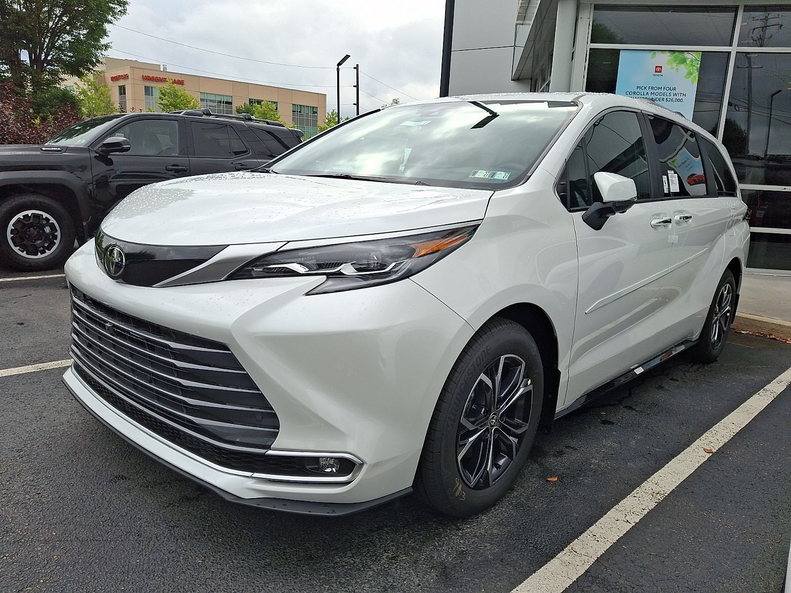 New 2026 Toyota Sienna Van