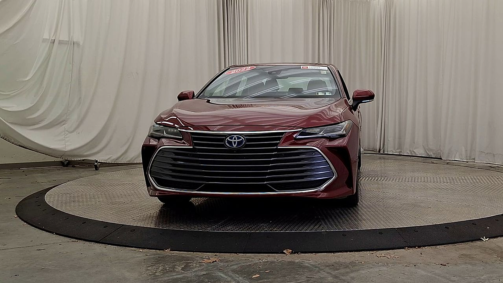 Used 2022 Toyota Avalon Sedan