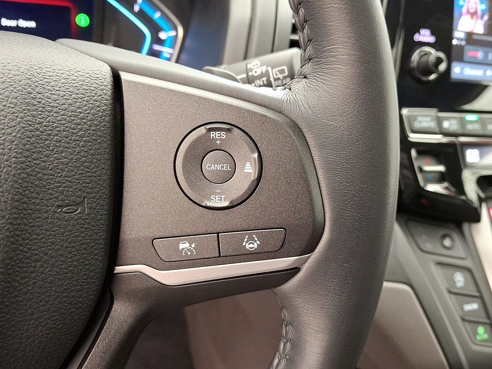 Used 2023 Honda Odyssey Truck