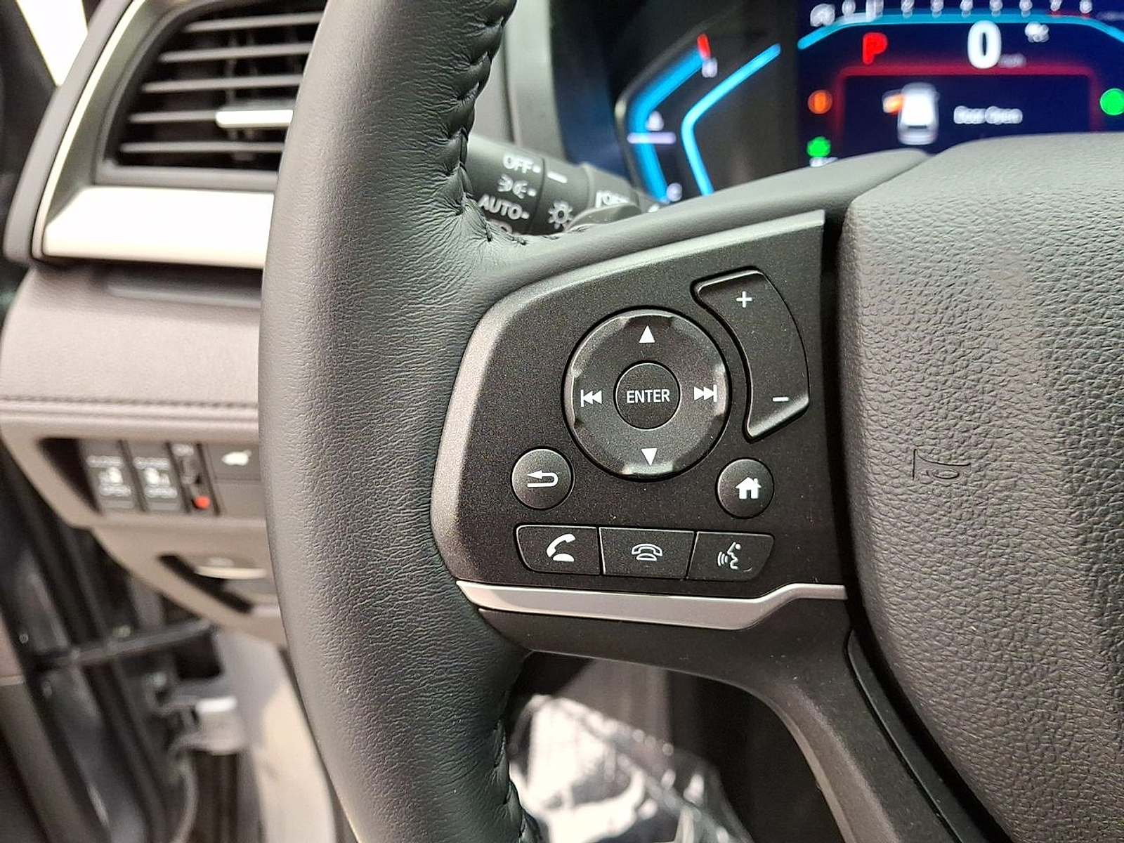 Used 2023 Honda Odyssey Truck