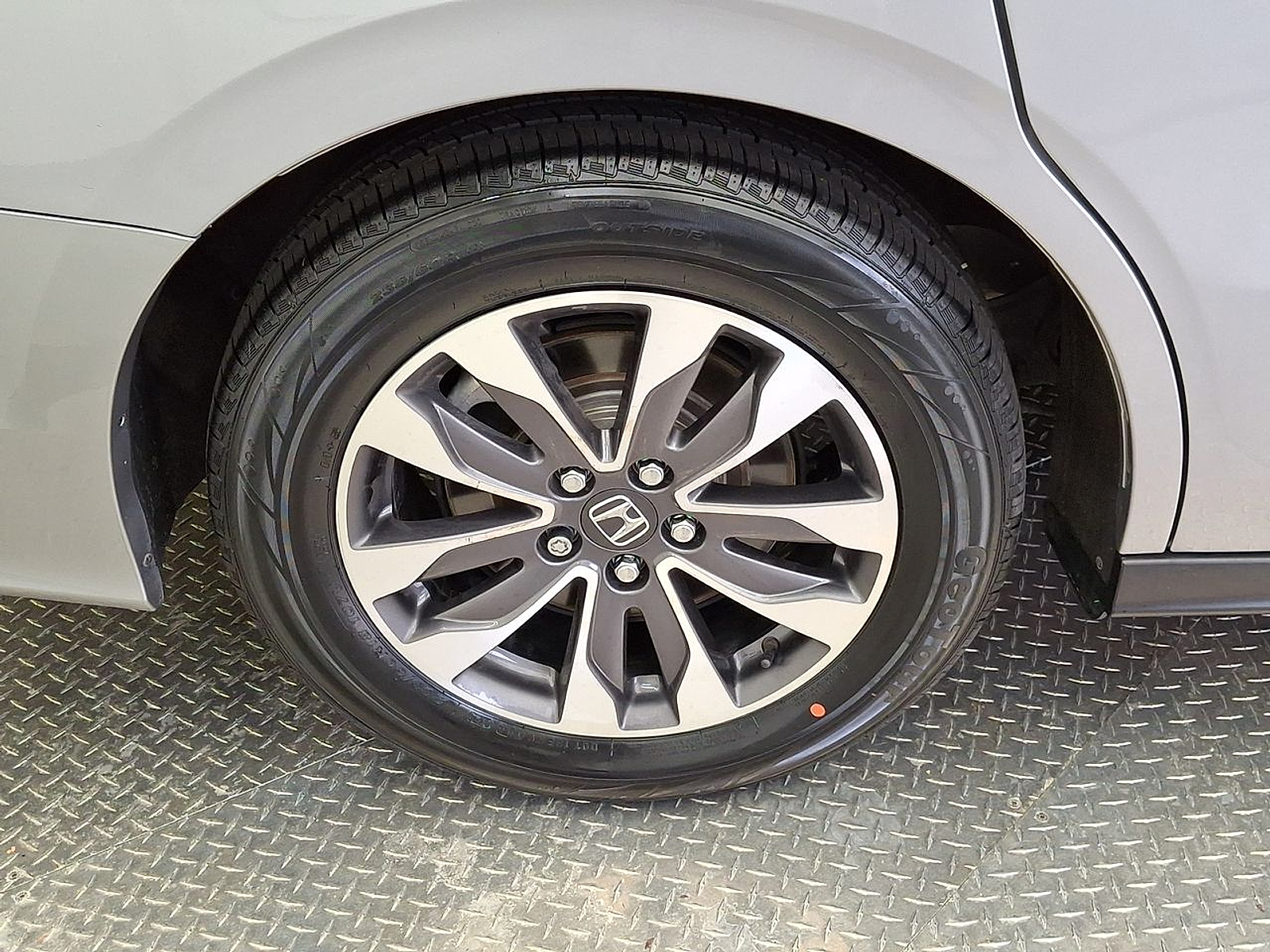 Used 2023 Honda Odyssey Truck