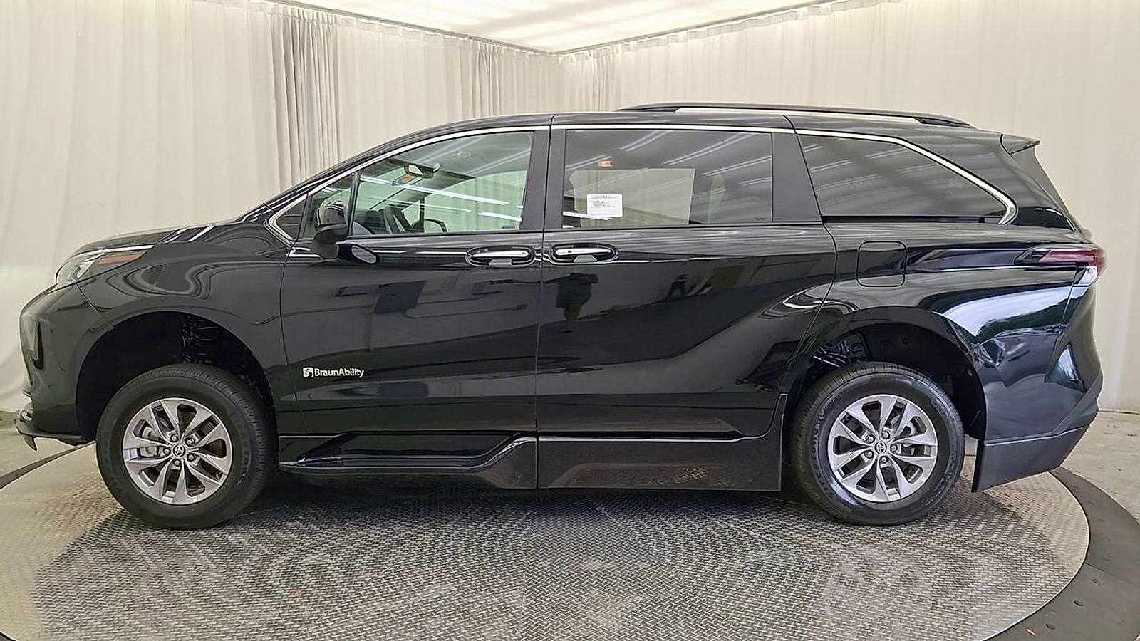 Used 2026 Toyota Sienna Van