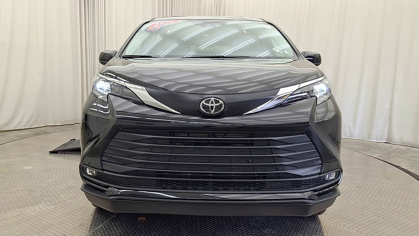 Used 2026 Toyota Sienna Van