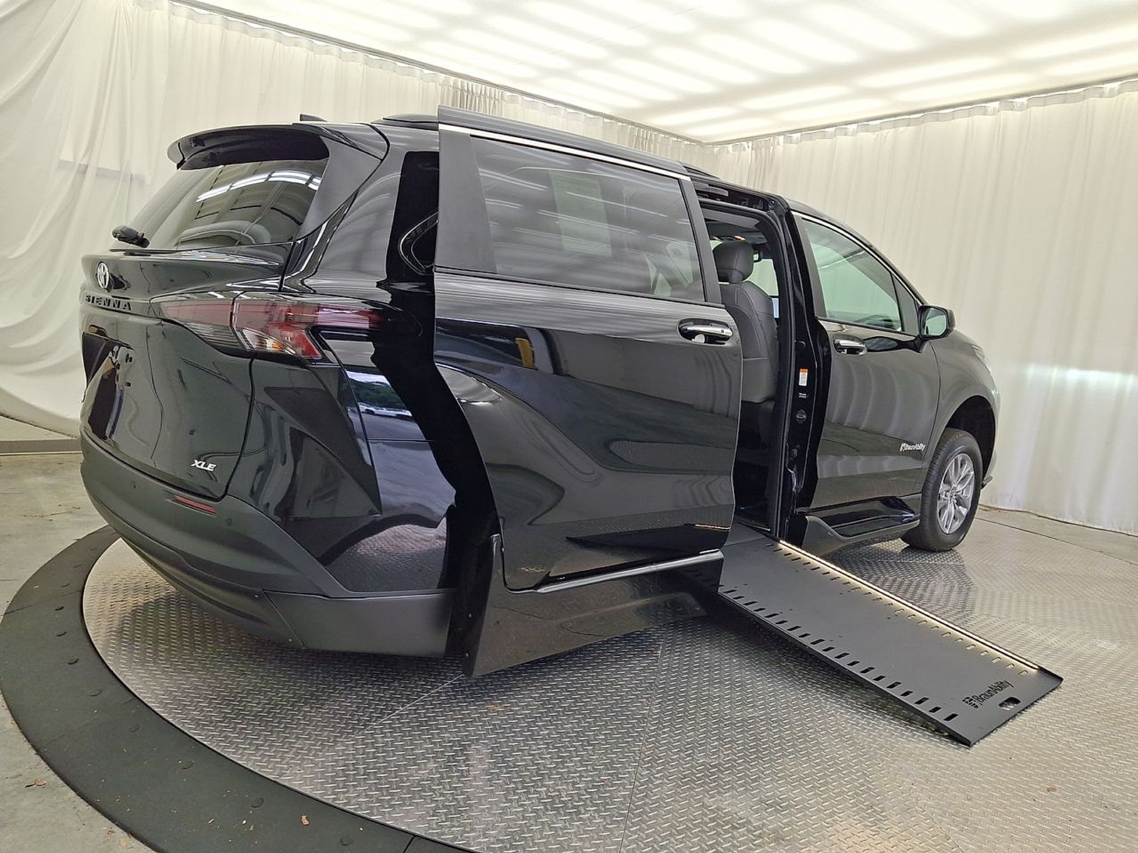 Used 2026 Toyota Sienna Van