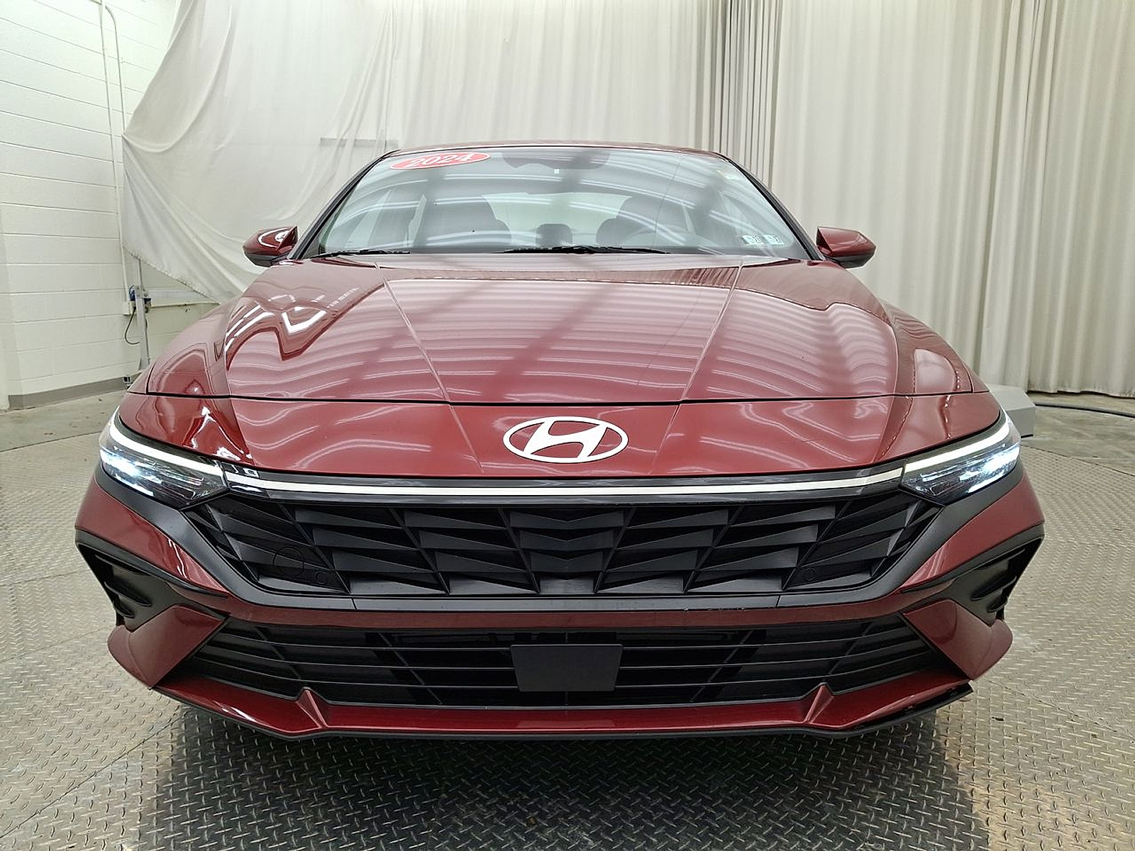Used 2024 Hyundai Elantra Sedan