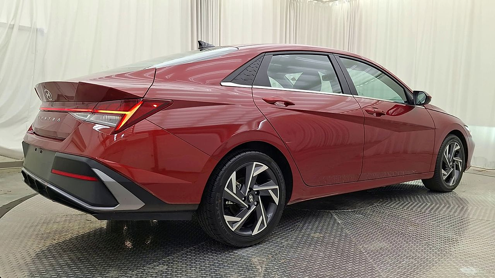 Used 2024 Hyundai Elantra Sedan