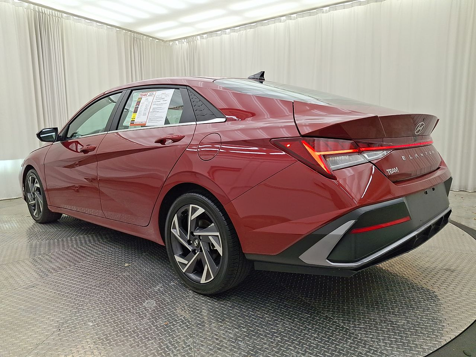 Used 2024 Hyundai Elantra Sedan