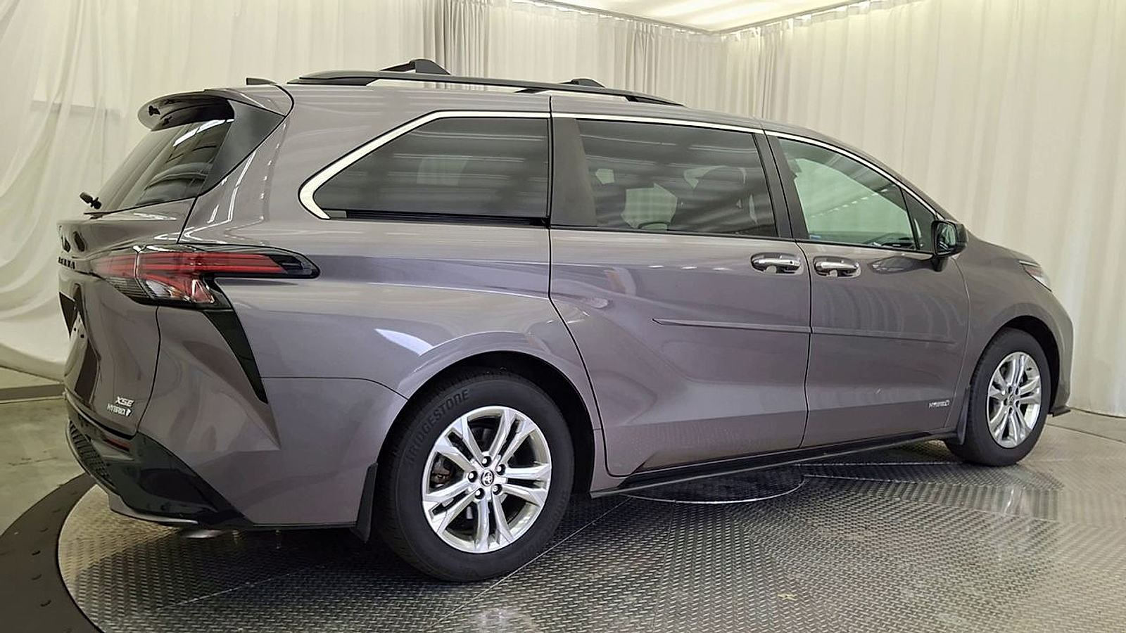 Used 2021 Toyota Sienna Truck