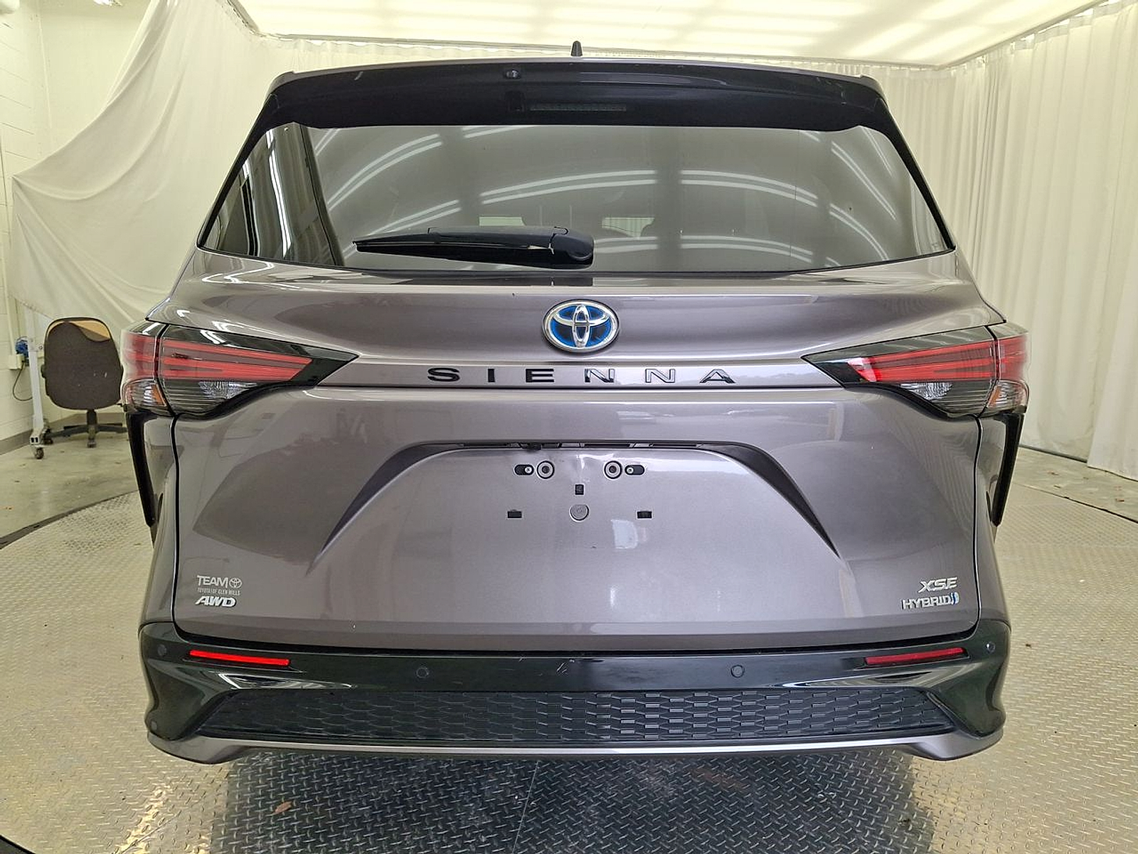Used 2021 Toyota Sienna Truck