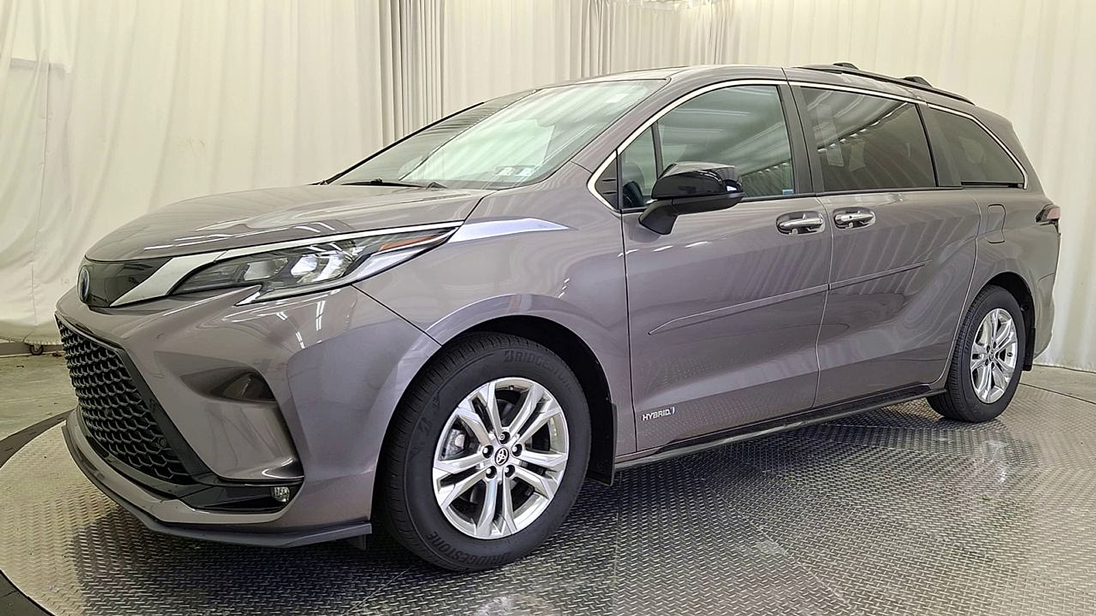 Used 2021 Toyota Sienna Truck