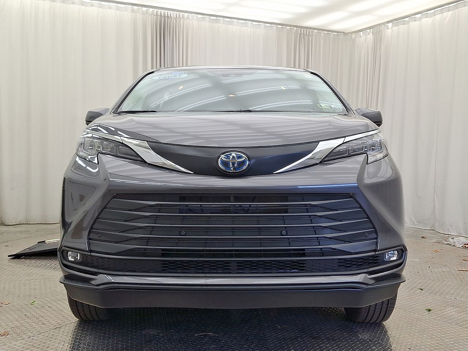 Used 2025 Toyota Sienna Sedan