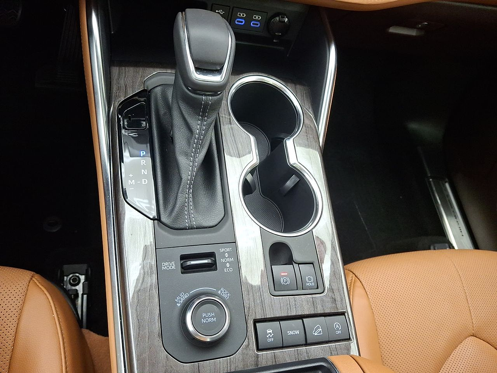 Used 2022 Toyota Highlander Truck