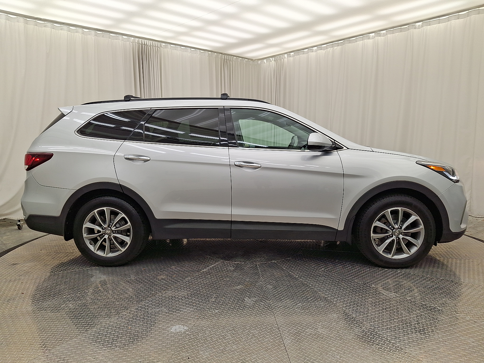 Used 2018 Hyundai Santa Fe Truck