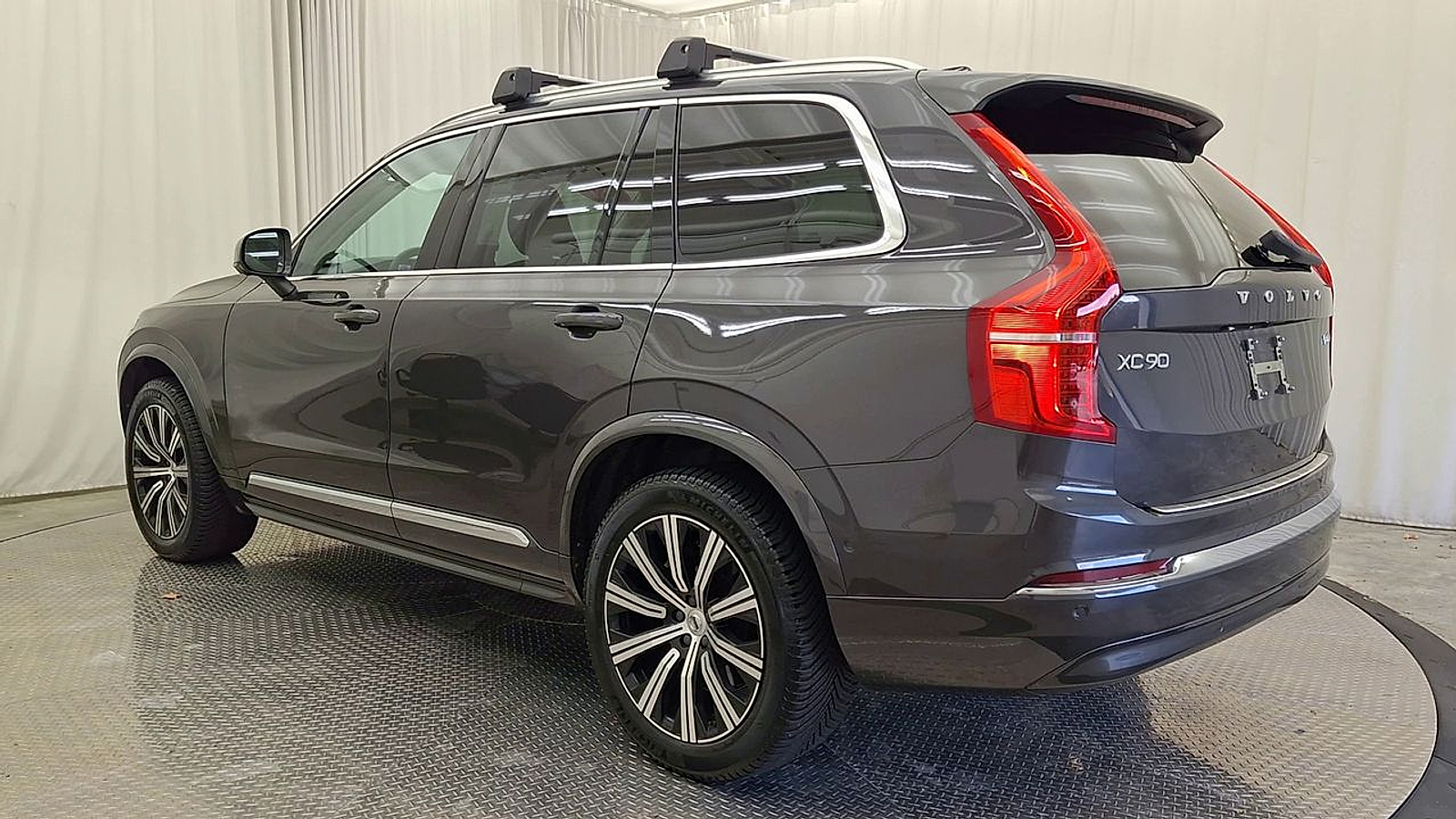 Used 2023 Volvo XC90 Sedan