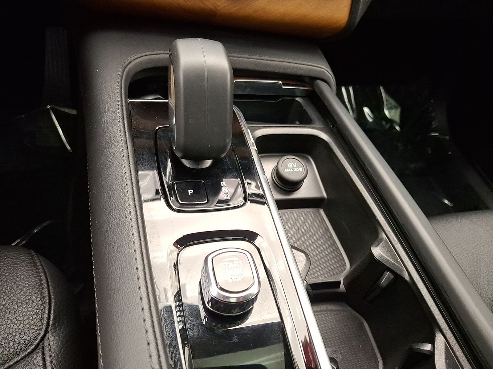 Used 2023 Volvo XC90 Sedan