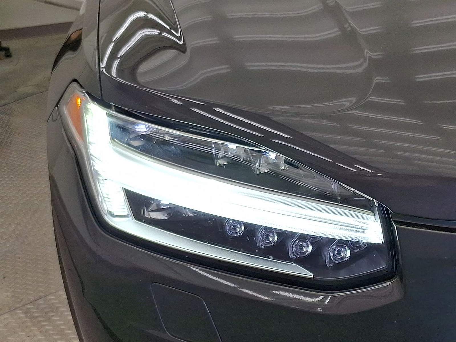 Used 2023 Volvo XC90 Sedan