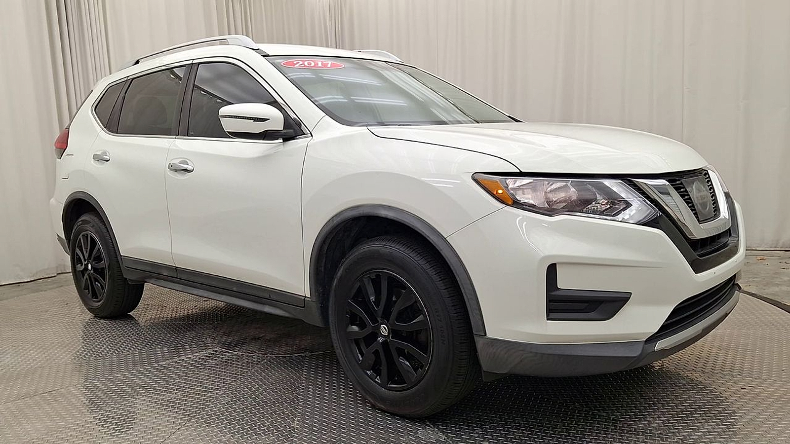 Used 2017 Nissan Rogue Truck