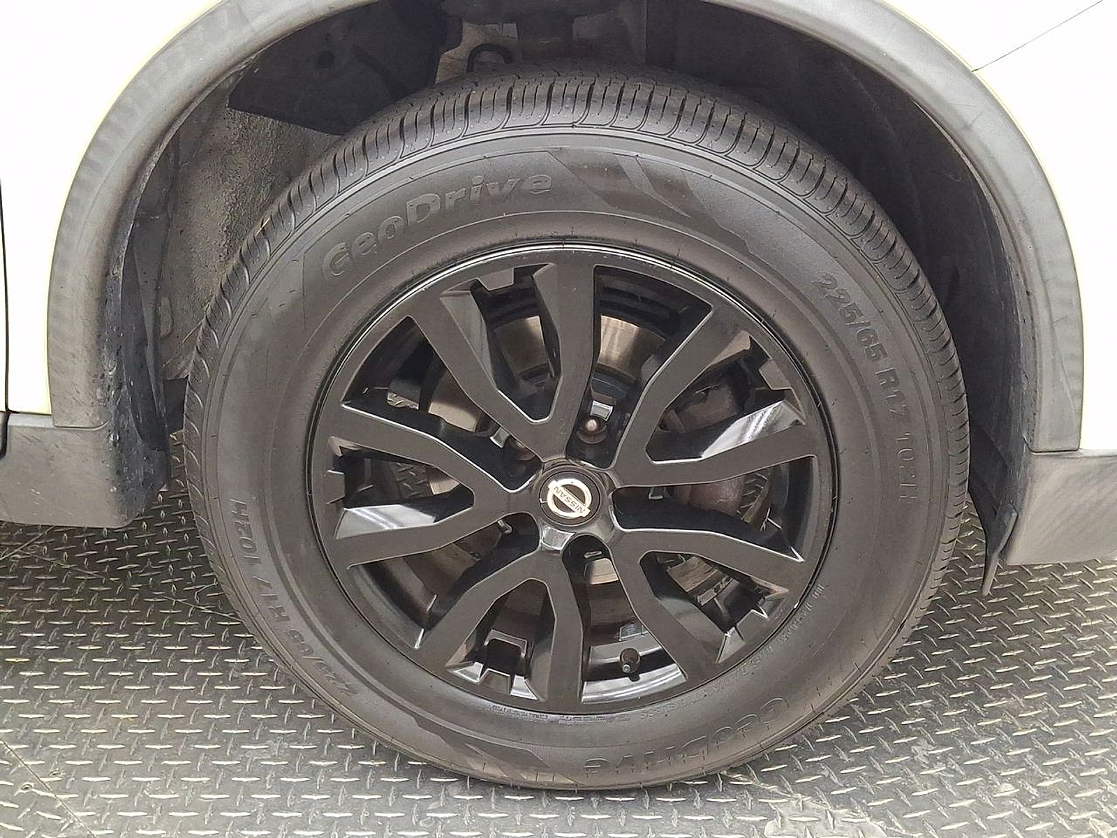 Used 2017 Nissan Rogue Truck