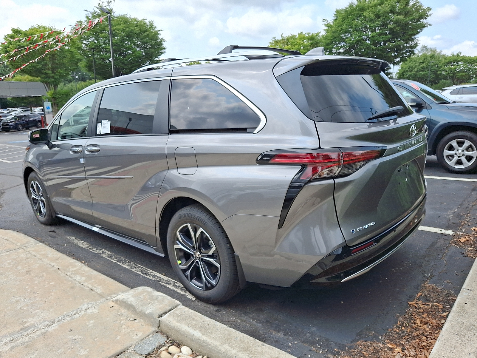 New 2026 Toyota Sienna Van
