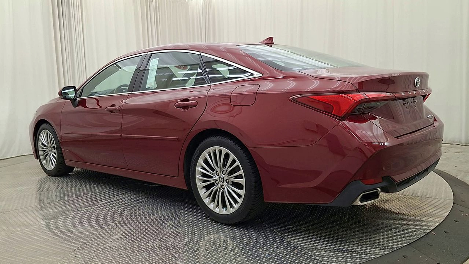 Used 2019 Toyota Avalon Sedan