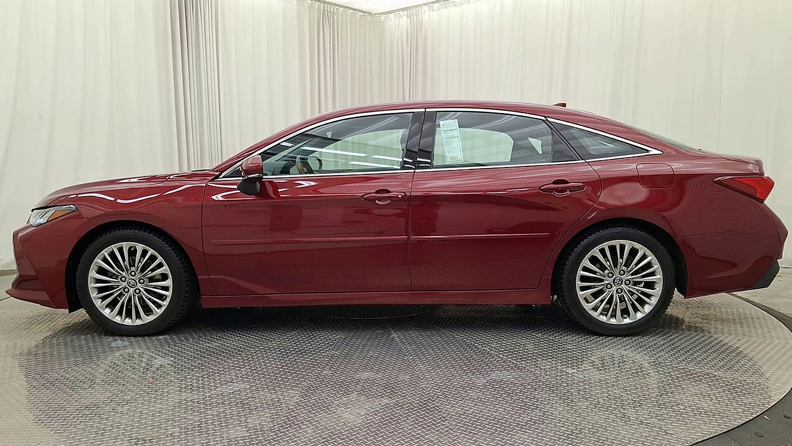 Used 2019 Toyota Avalon Sedan