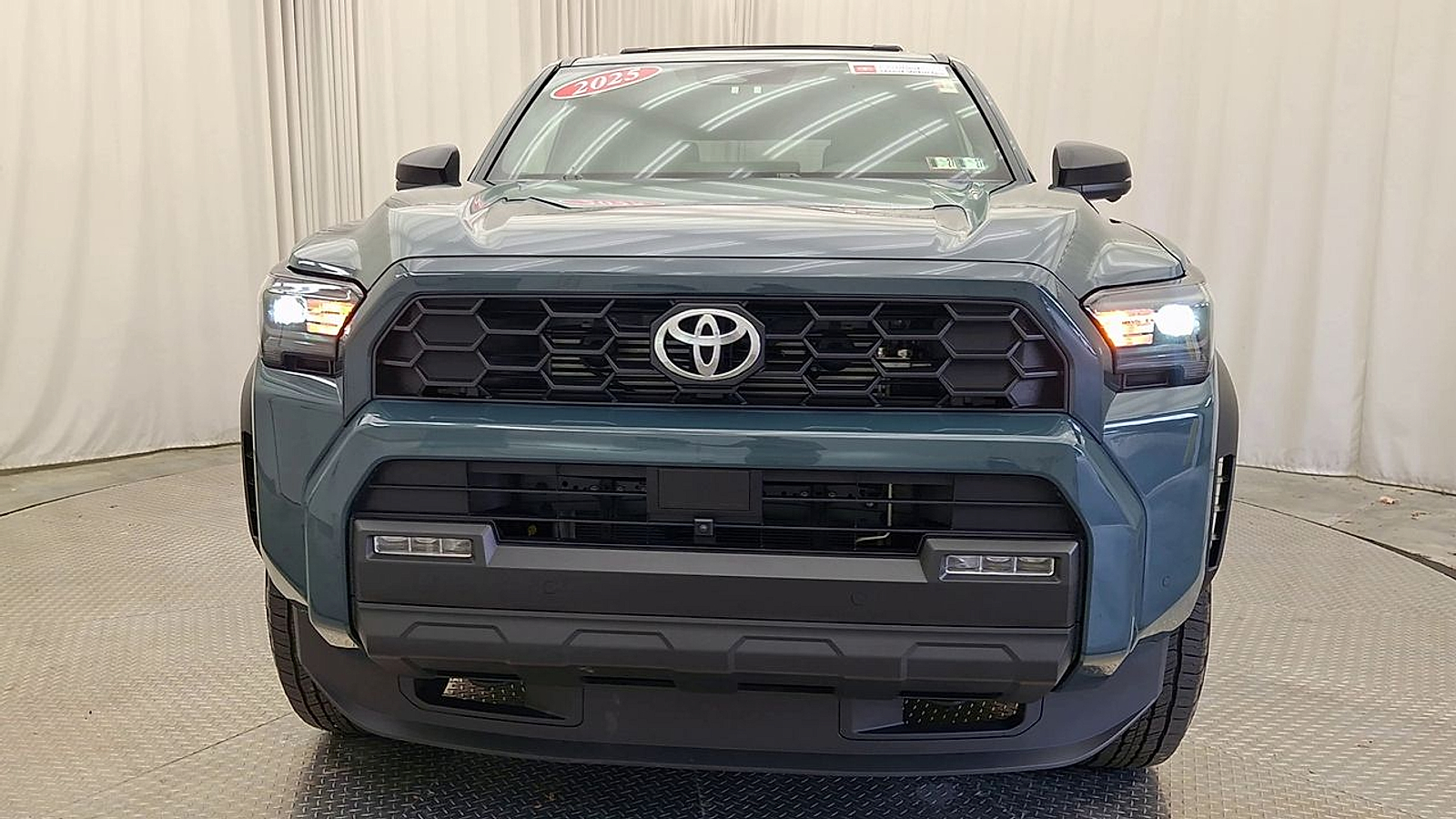 Used 2025 Toyota 4Runner Hybrid Truck