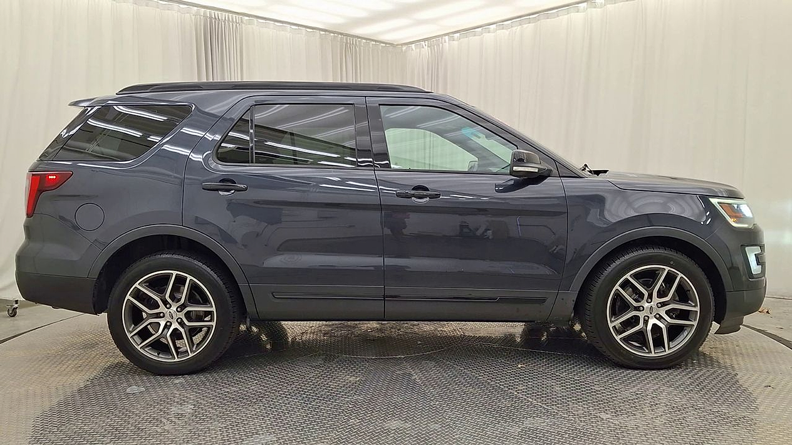 Used 2017 Ford Explorer Truck