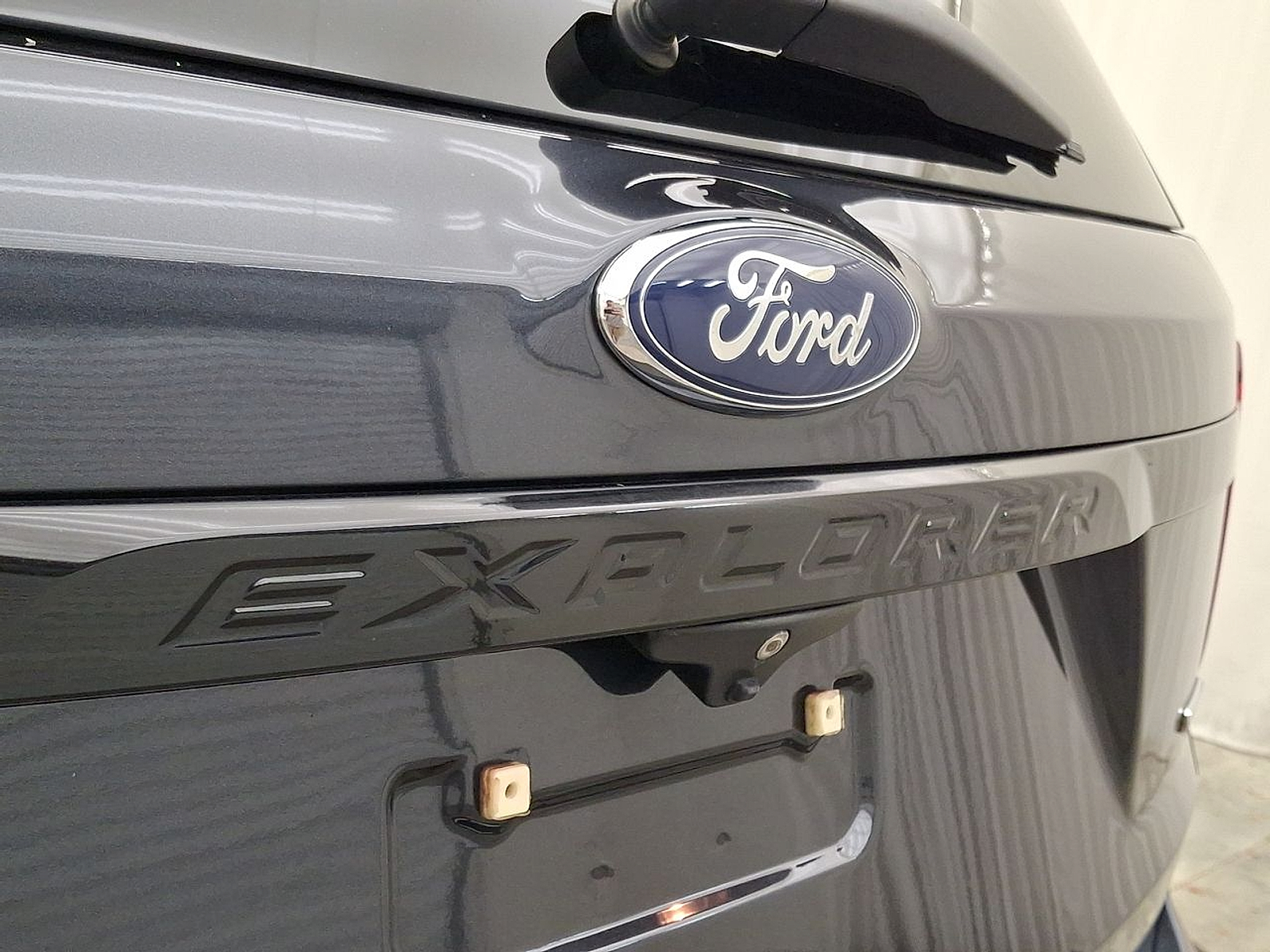 Used 2017 Ford Explorer Truck
