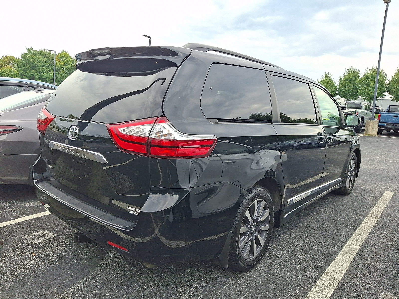 Used 2019 Toyota Sienna Sedan