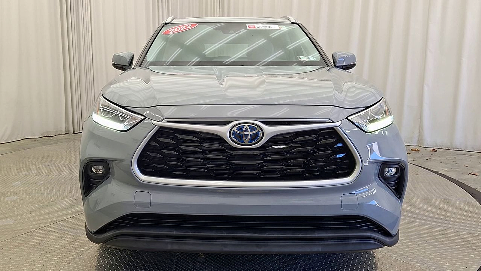 Used 2022 Toyota Highlander Sedan