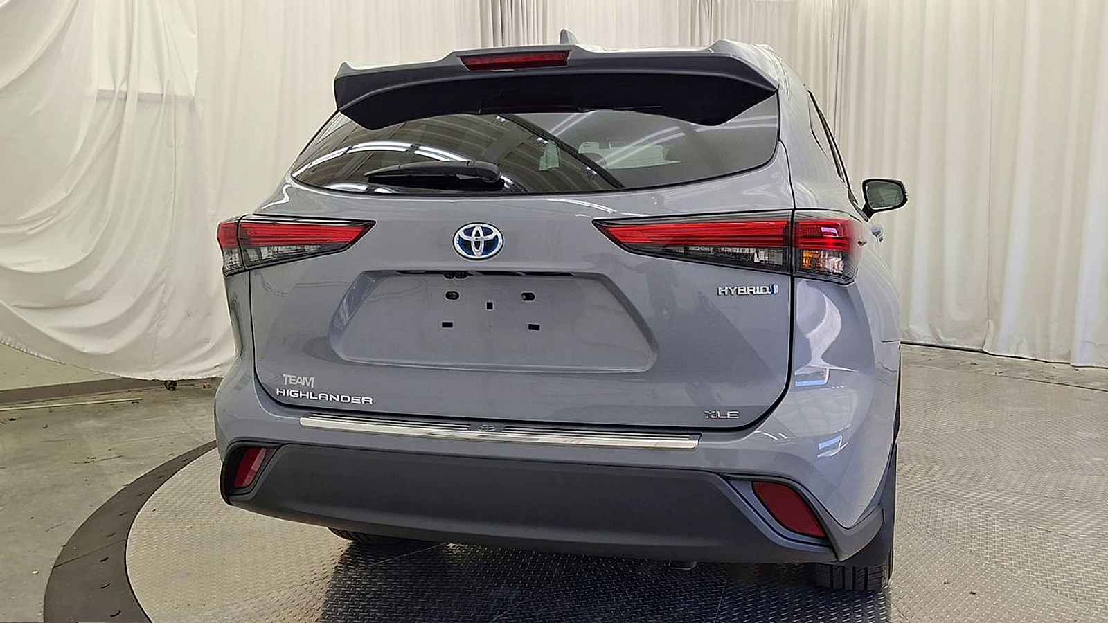Used 2022 Toyota Highlander Sedan