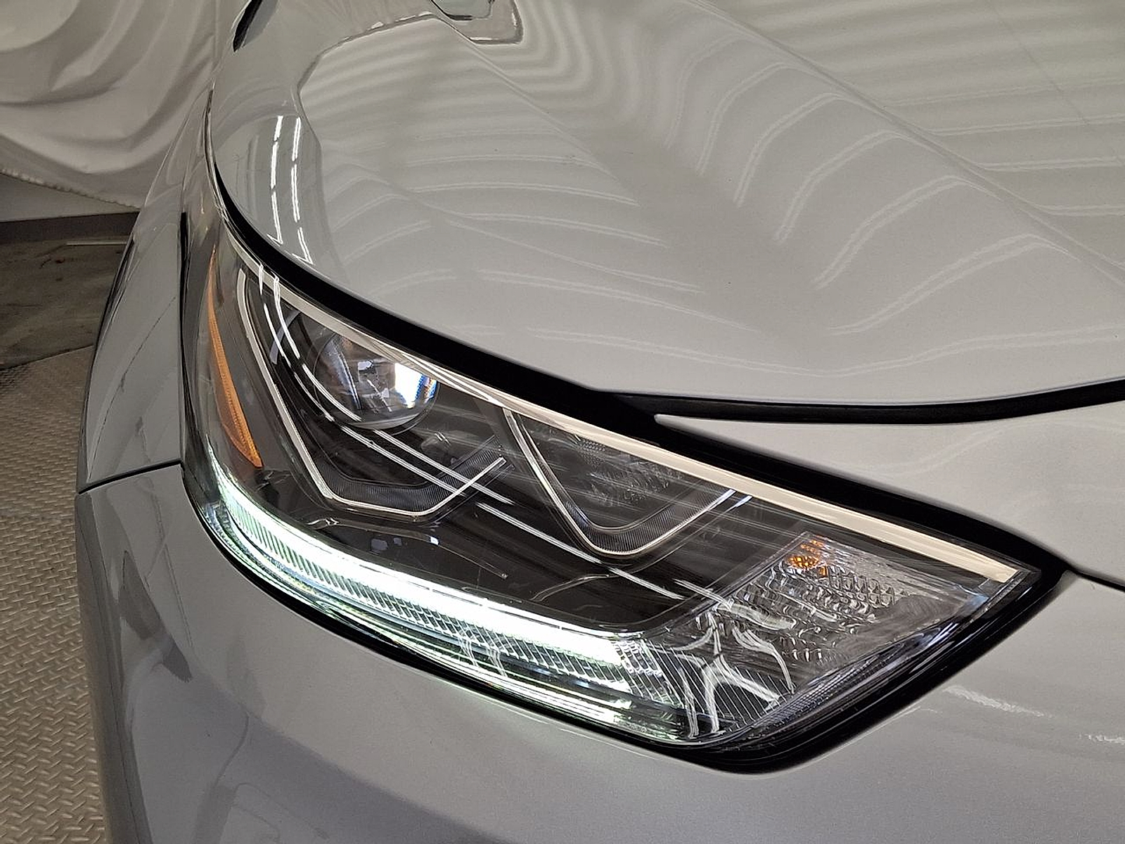 Used 2023 Toyota Highlander SUV