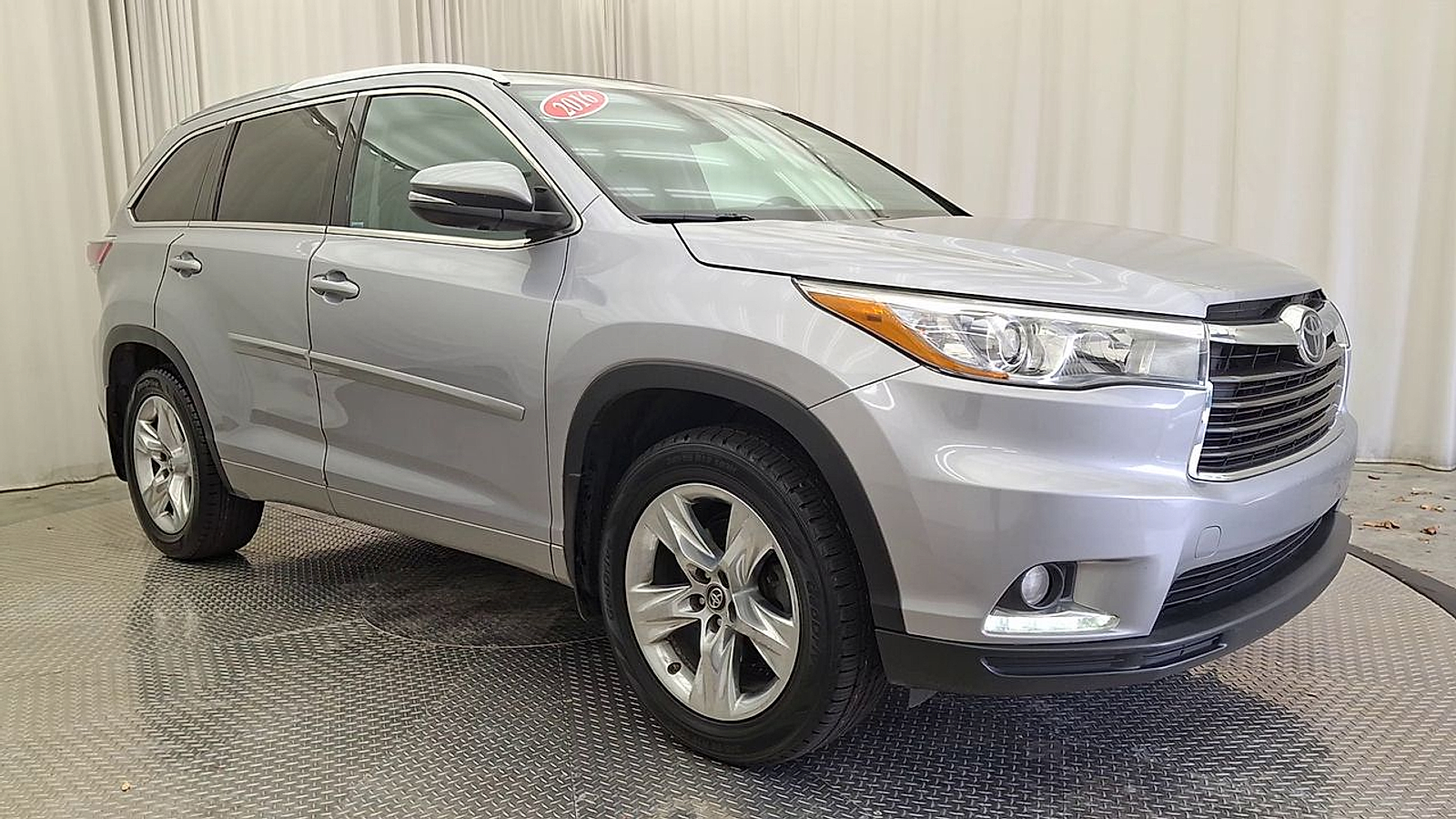 Used 2016 Toyota Highlander SUV