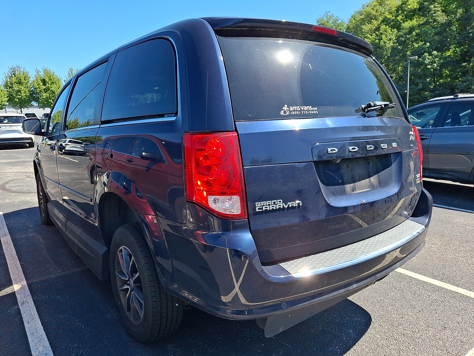 Used 2017 Dodge Grand Caravan Van