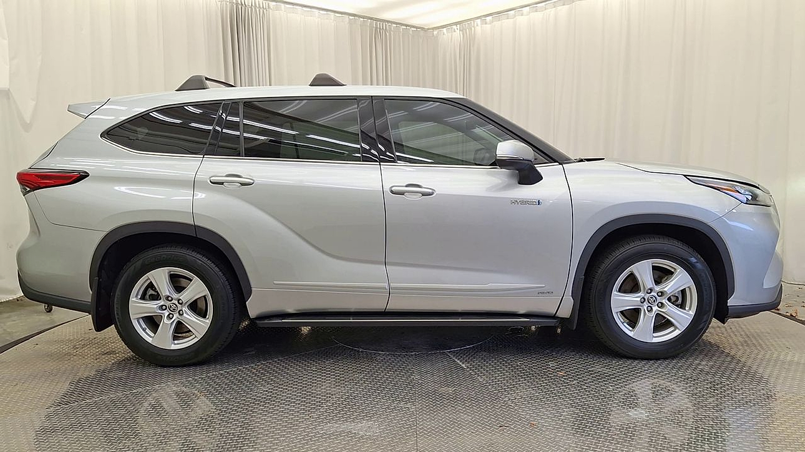 Used 2020 Toyota Highlander SUV