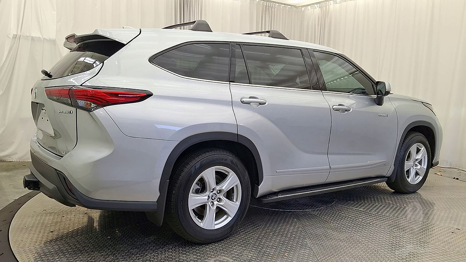 Used 2020 Toyota Highlander SUV