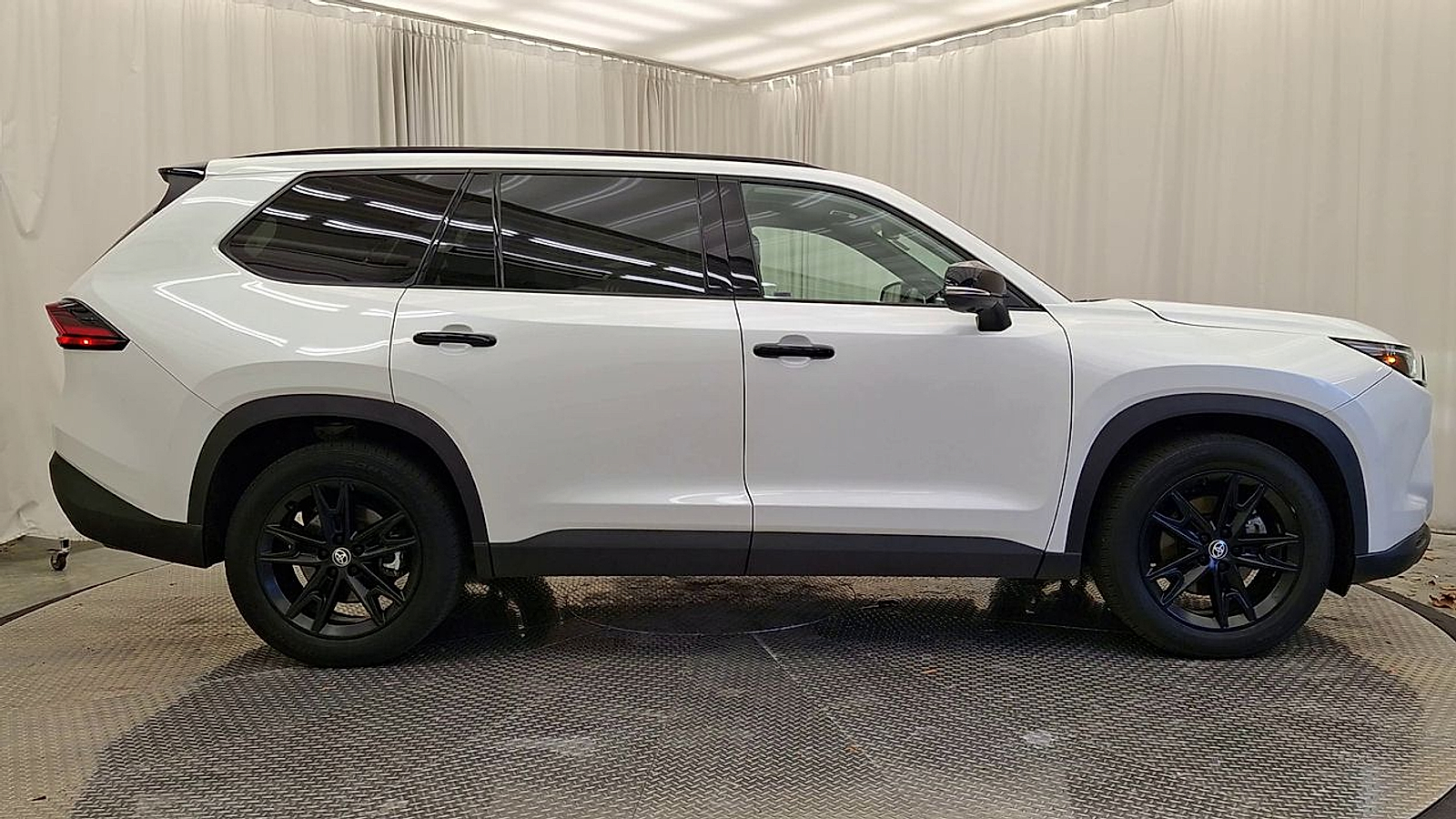 Used 2025 Toyota Grand Highlander SUV