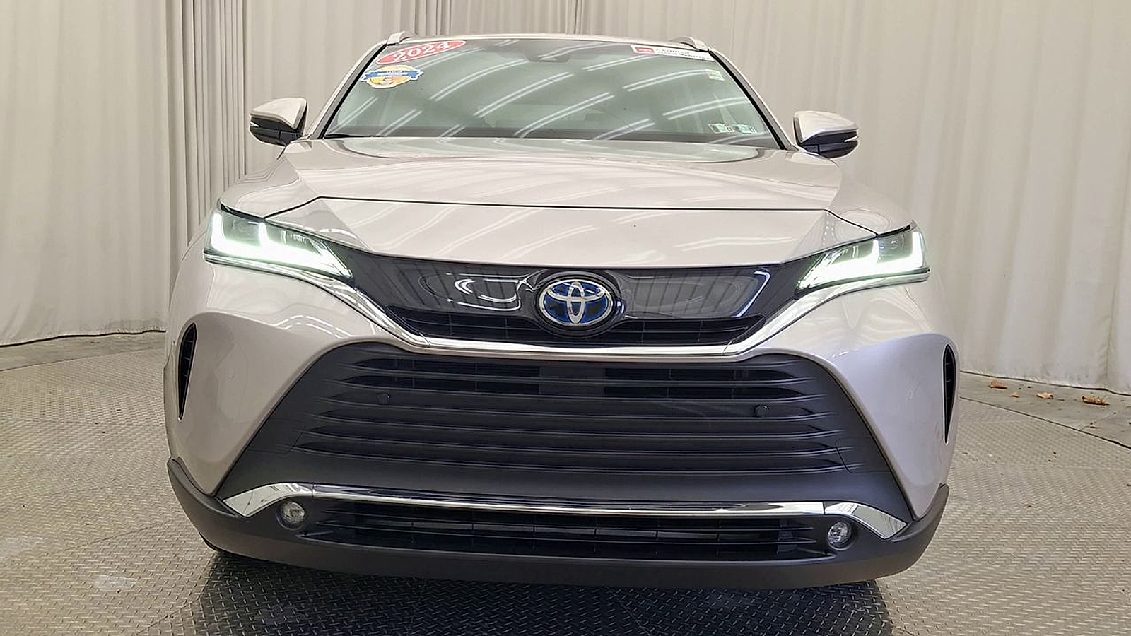 Used 2024 Toyota Venza SUV